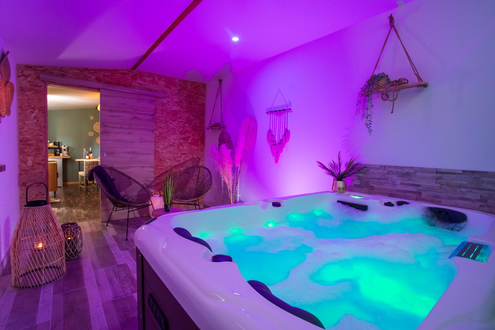 Quesnoy-le-Montant : gîte Le Bohème et Spa, le spa 04