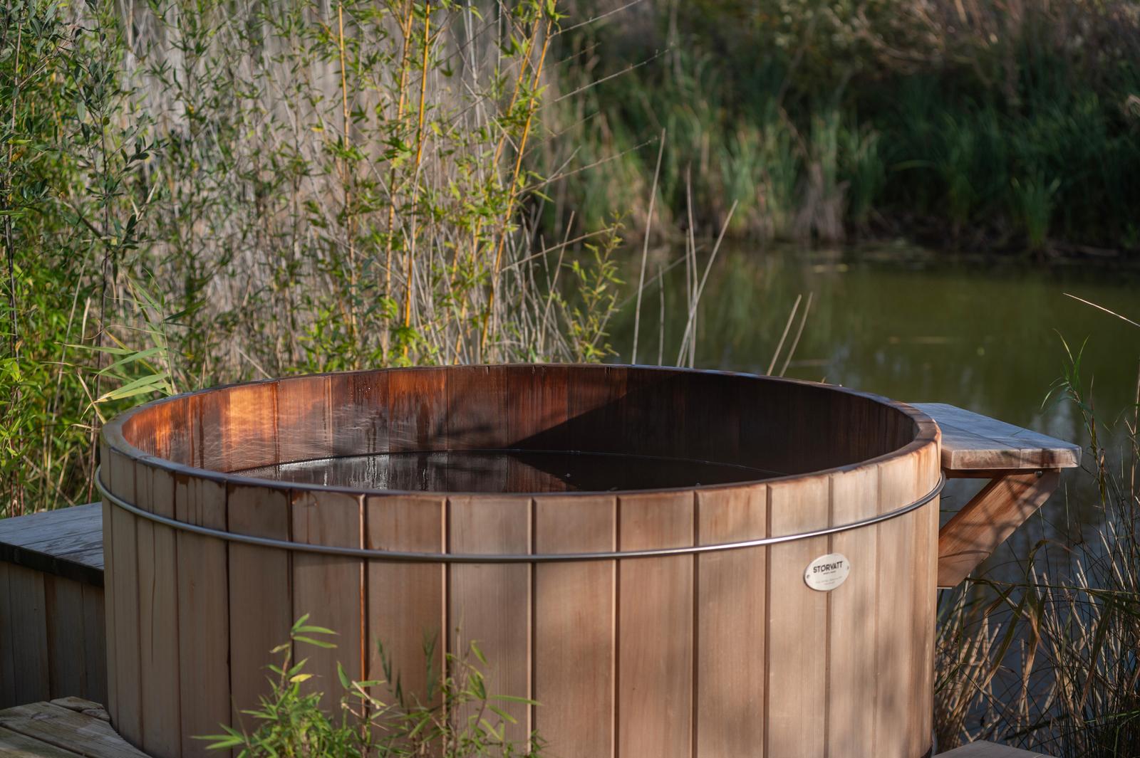 Saint-Quentin-en-Tourmont : le Piloti, bain nordique 02