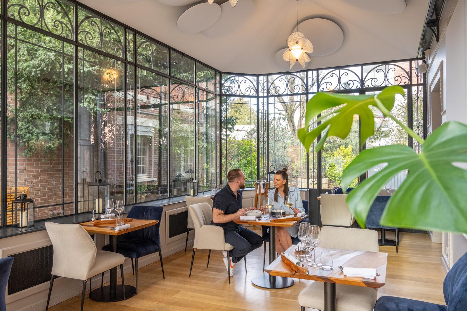 Béthune : couple au restaurant de la Maison Renard 03