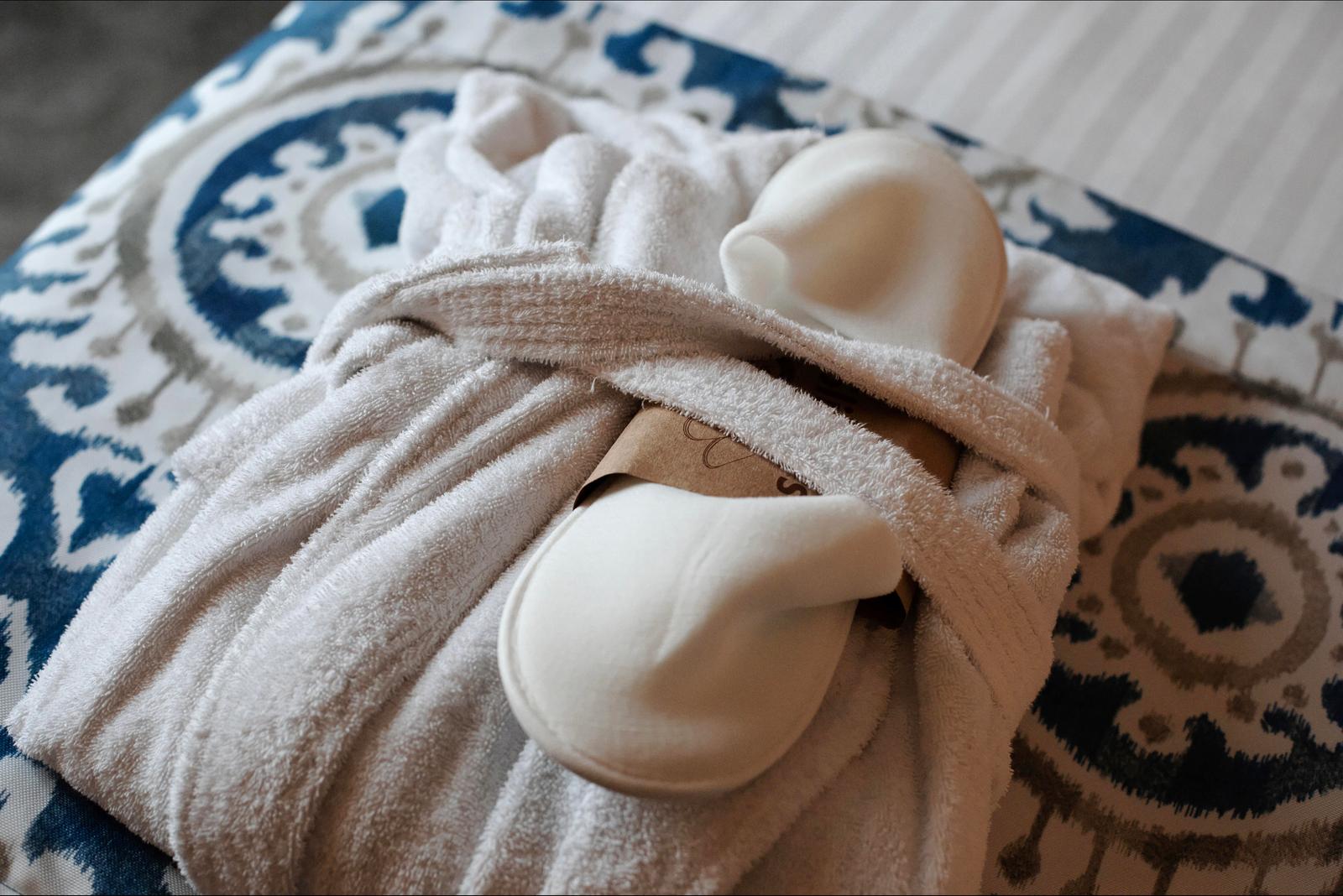 Lille : Grand Hôtel Bellevue, chambre Grand Place 05