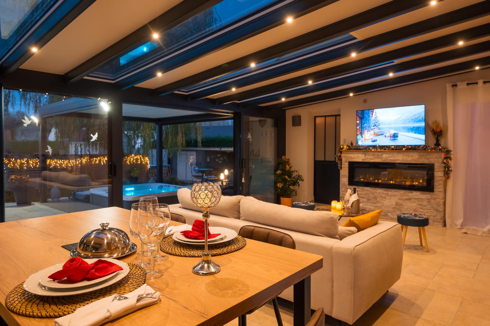 Arsy : l'Espace d'un Instant, table dressée pour un repas romantique 01