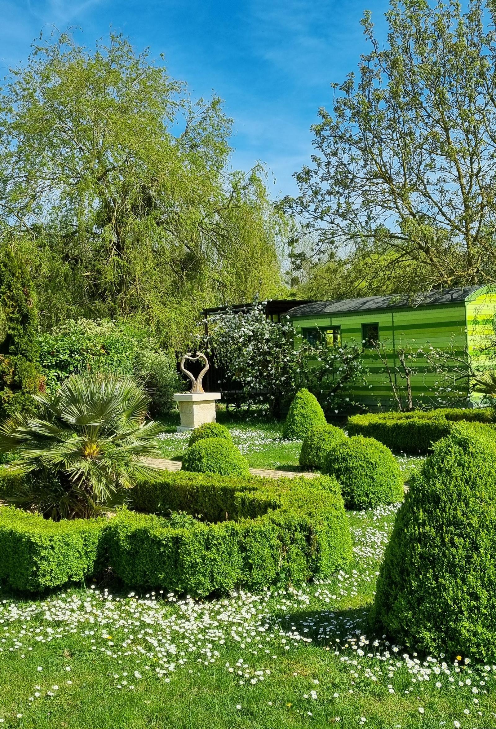 Marchais : roulotte Le Grand Logis 30