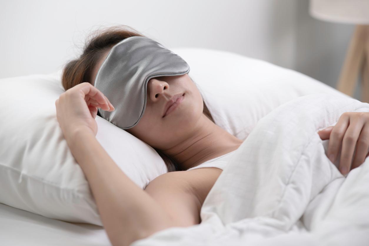 sommeil masque iStock-1378431820