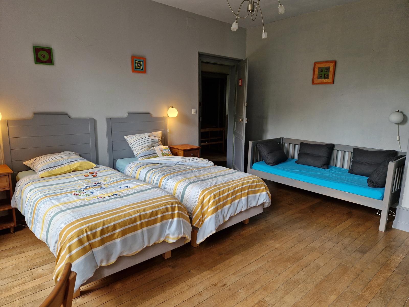 Eparcy - chambre d'hôtes la Ferme du Château 16