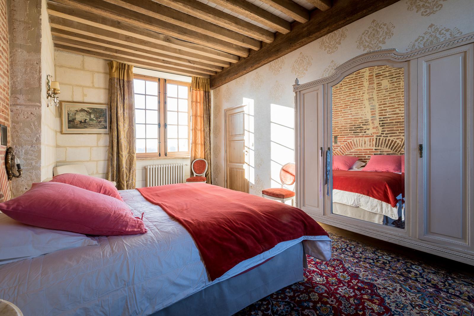 Largny sur Automne : Manoir de la cour 24