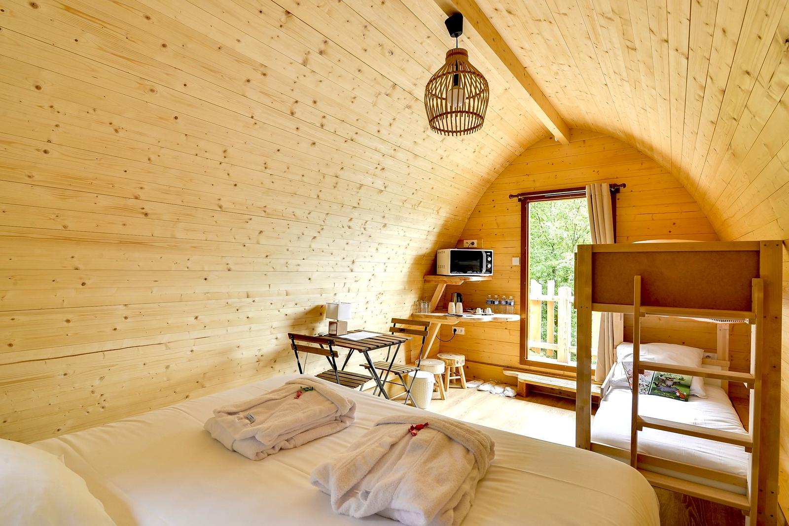 Le Bois de RosoyCabane chêne interieur - bois de rosoy
