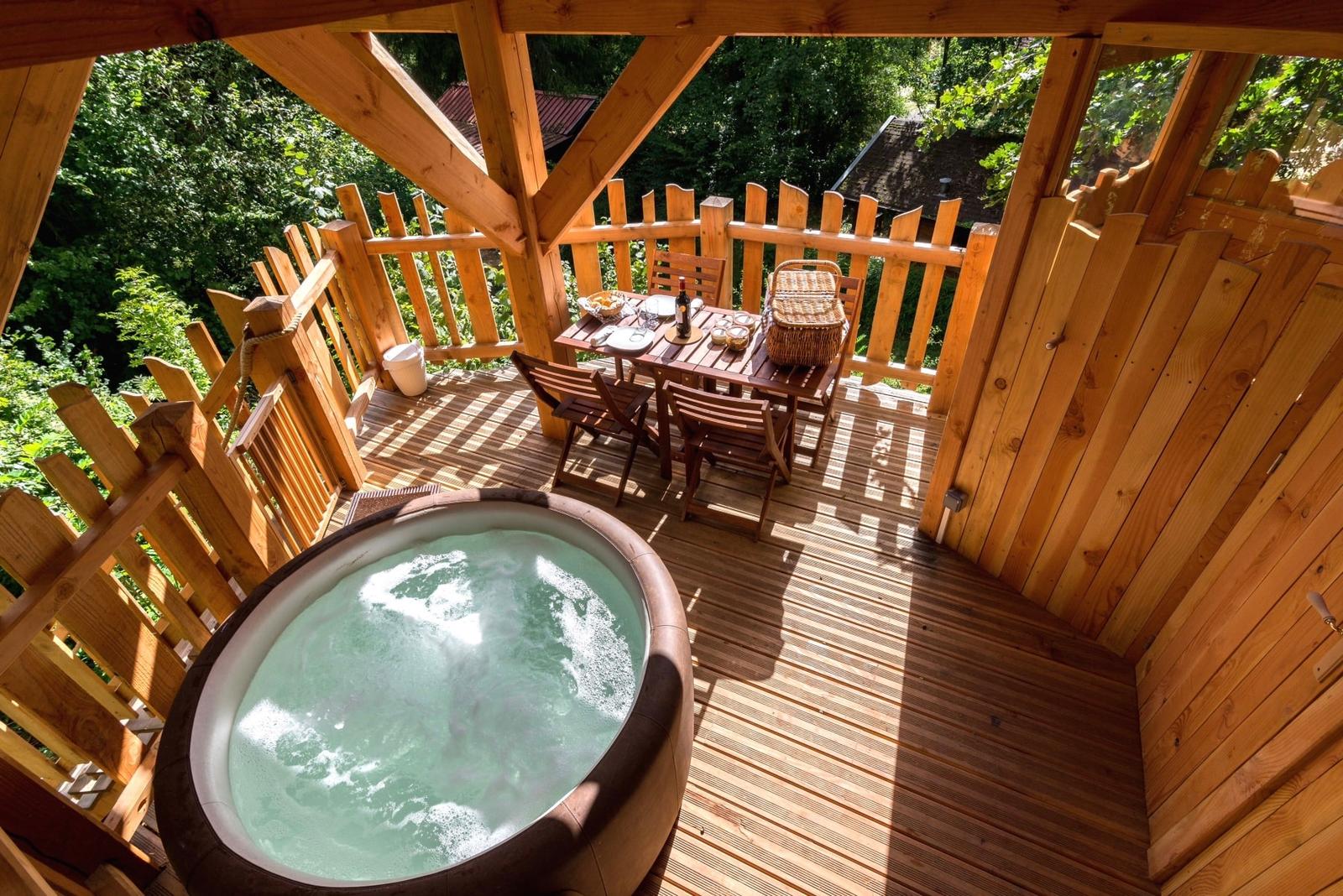 Le Bois de Rosoycabane spa Chene jacuzzi vue dessus