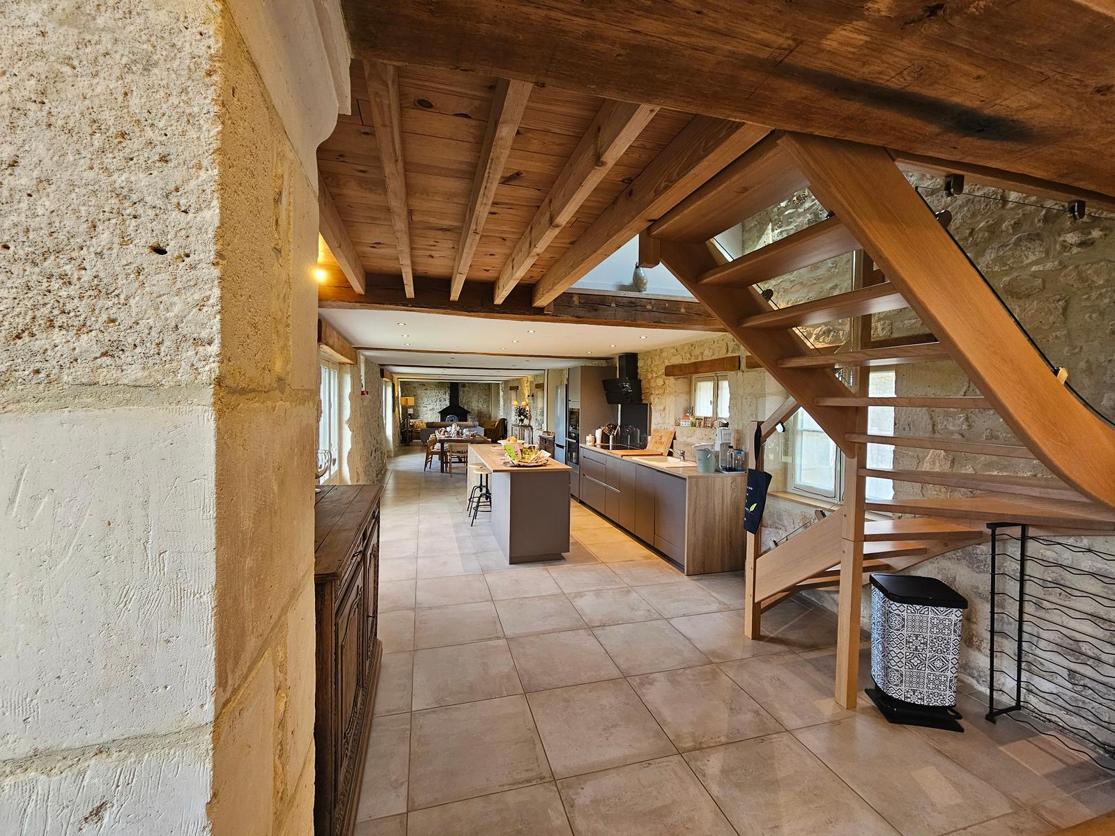Largny-sur-Automne : Manoir de la Cour 48