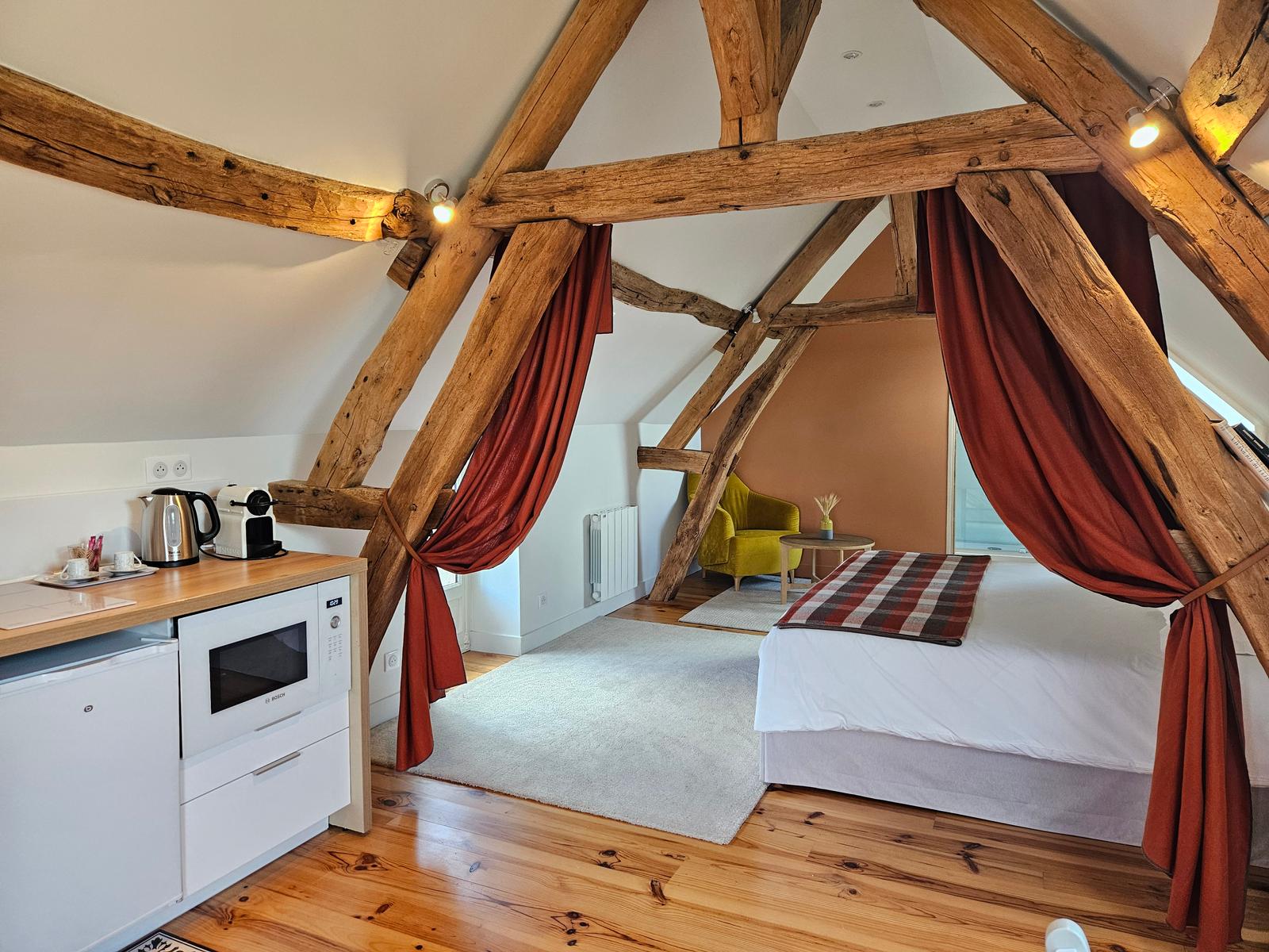 Largny-sur-Automne : Manoir de la Cour 45