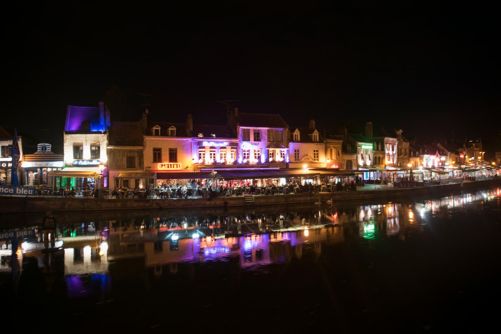 Amiens : terrasses du quartier Saint-Leu de nuit 08
