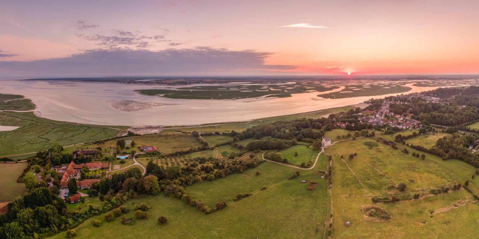 Le Cap Hornu, vue aérienne au lever du jour