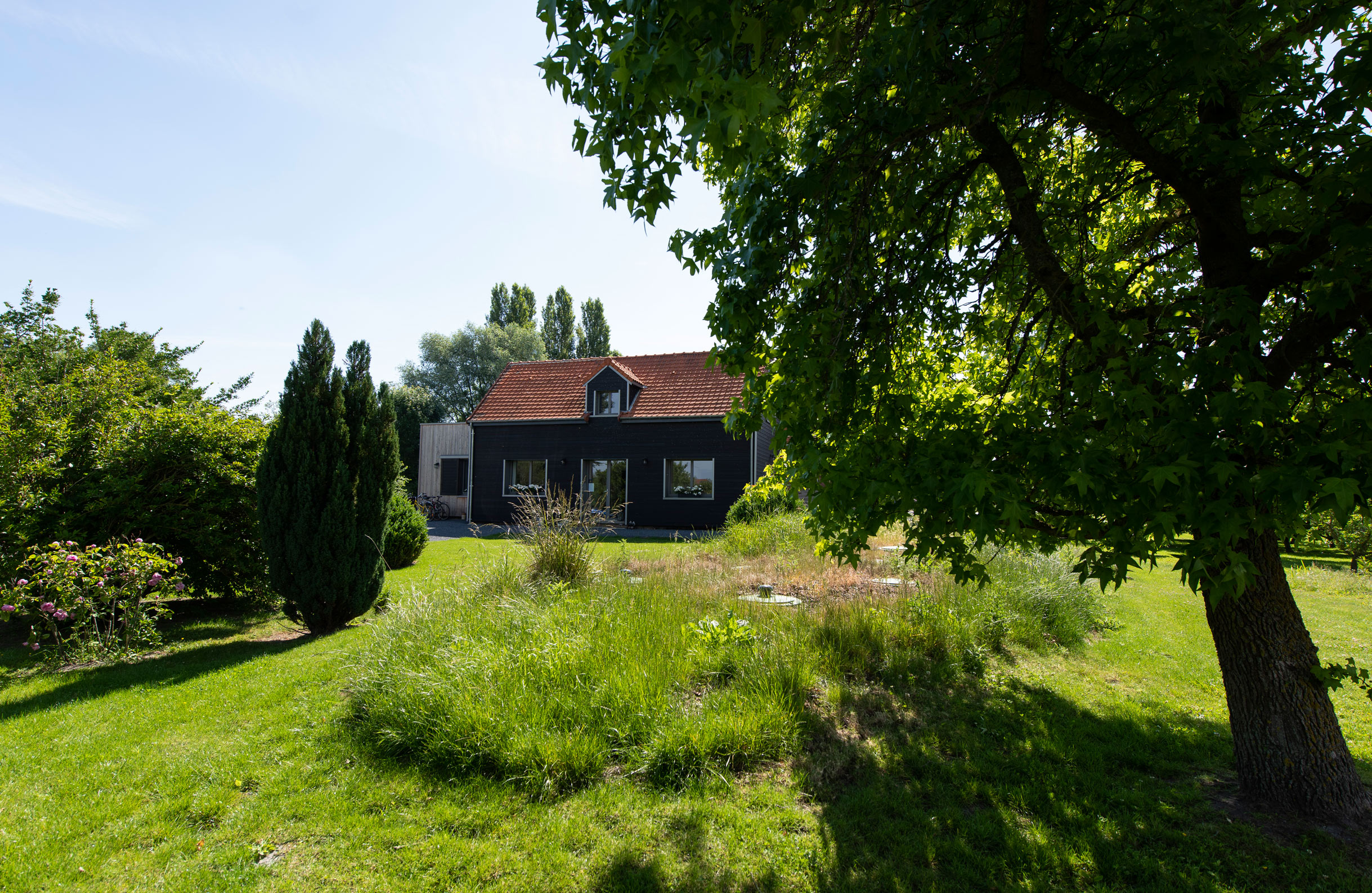 La maison d'hôtes Au jardin sur l'eau à Amiens et son immense potager