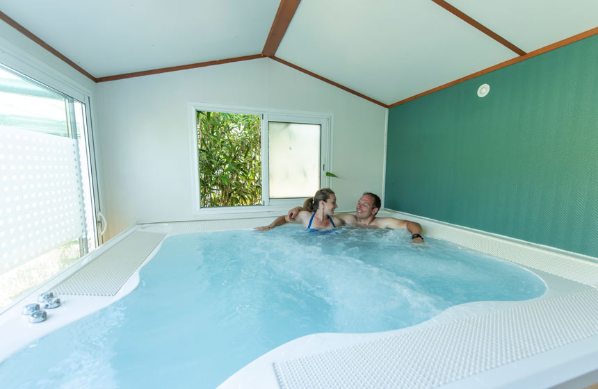 Chalet détente avec spa et sauna infra-rouge privatisé aux Tourterelles
