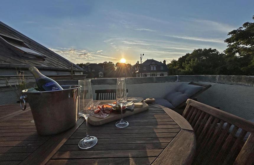 Profitez du coucher de soleil sur votre terrasse !