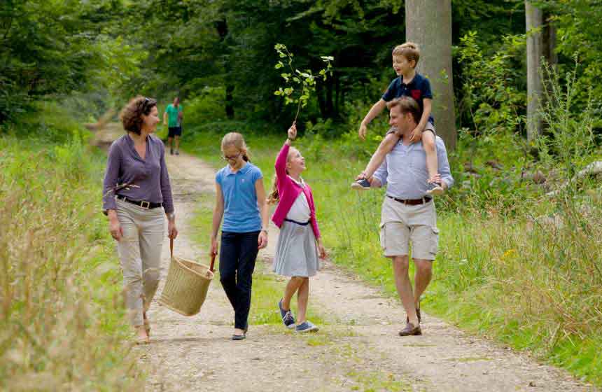 Balade en famille sur les petits sentiers de randonnées
