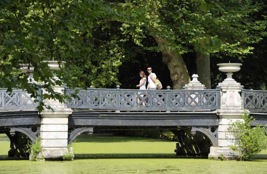 Balade romantique dans le parc du Château de Chantilly