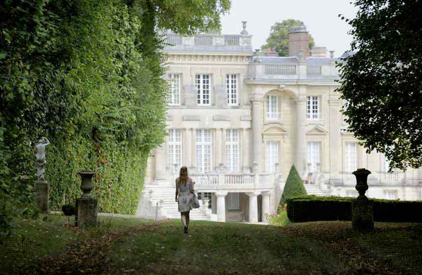 Balade romantique dans le parc du Château de Versigny