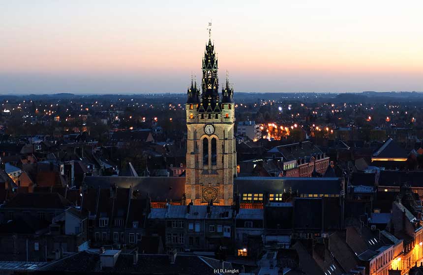 Le beffroi de Douai, classé au Patrimoine Mondial de l’UNESCO, se visite.