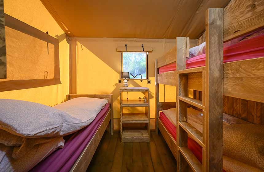 Et une chambre avec 3 lits pour les plus petits