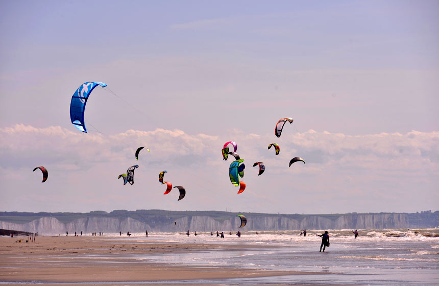 Le ballet de kite-surf à Cayeux-sur-mer