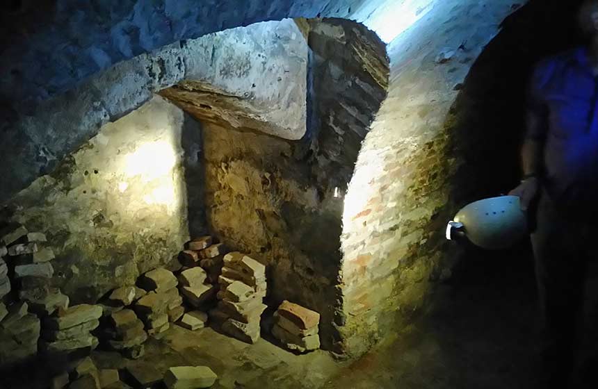 Les souterrains de la cité médiévale de Laon