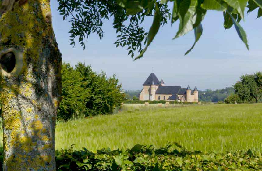 Eglise fortifiée de Flavigny