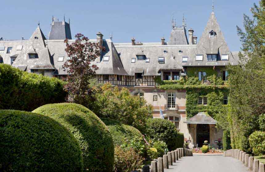 Château de Montvillargenne - Votre hébergement au style anglo-normand - Gouvieux Chantilly