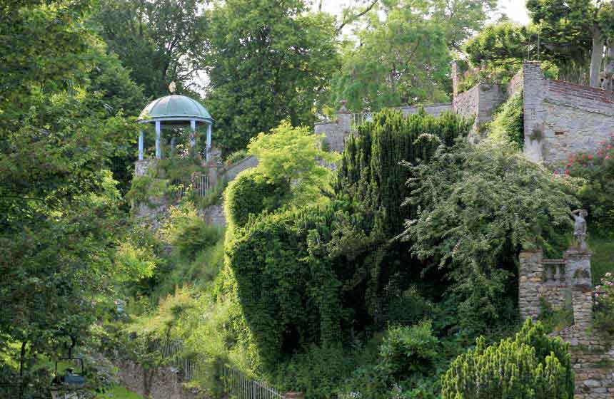 Visitez le jardin d'Henri le Sidaner à Gerberoy