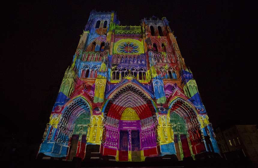 La colorisation de la cathédrale d’Amiens du 8 juillet au 17 septembre 2023