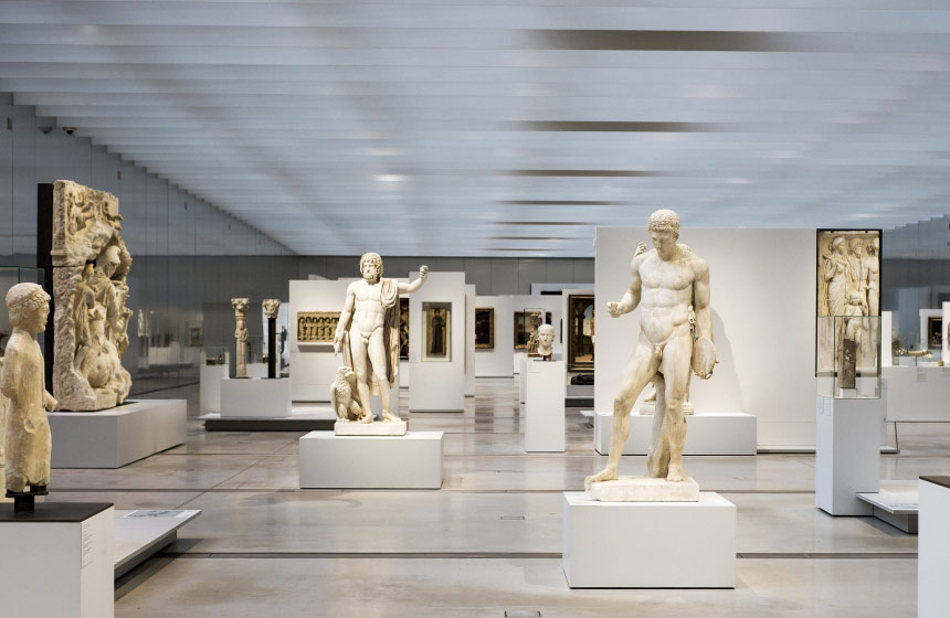 La Galerie du temps du musée du Louvre-Lens
