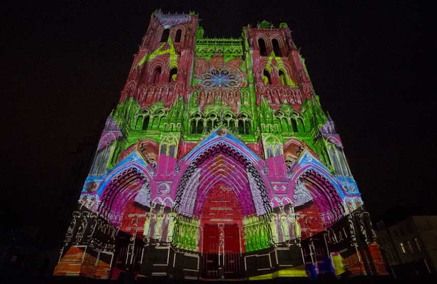 Le spectacle Chroma de la cathédrale d’Amiens, de juin à septembre1