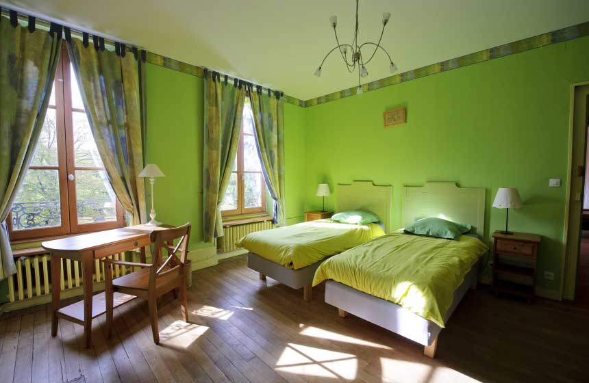 Chambres d'hôtes Le Château - Votre chambre aux tons bleu et vert - Eparcy