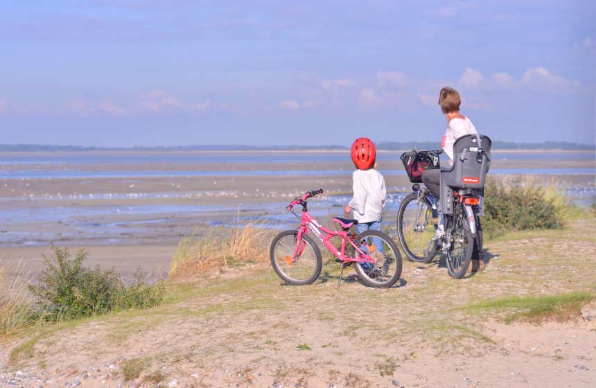 Vélos en famille en baie de Somme