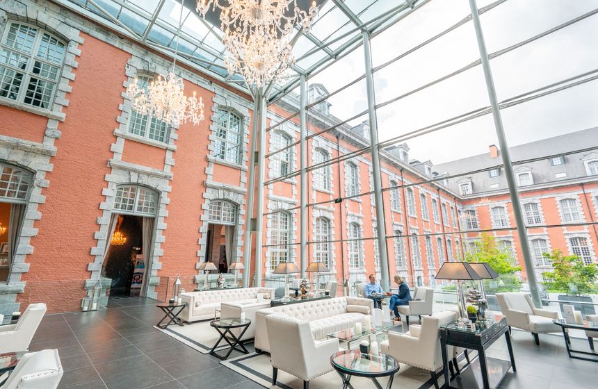 L'atrium du Royal Hainaut Spa & Resort Hotel
