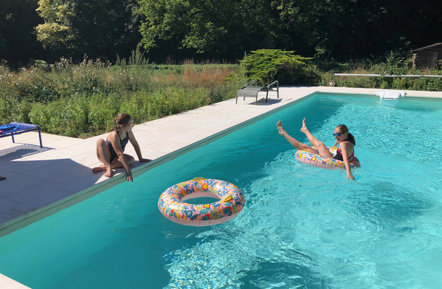 piscine-privative-la-maison-de-l-omignon-en-famille