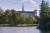La cathédrale d’Amiens depuis le parc Saint-Pierre et son plan d’eau